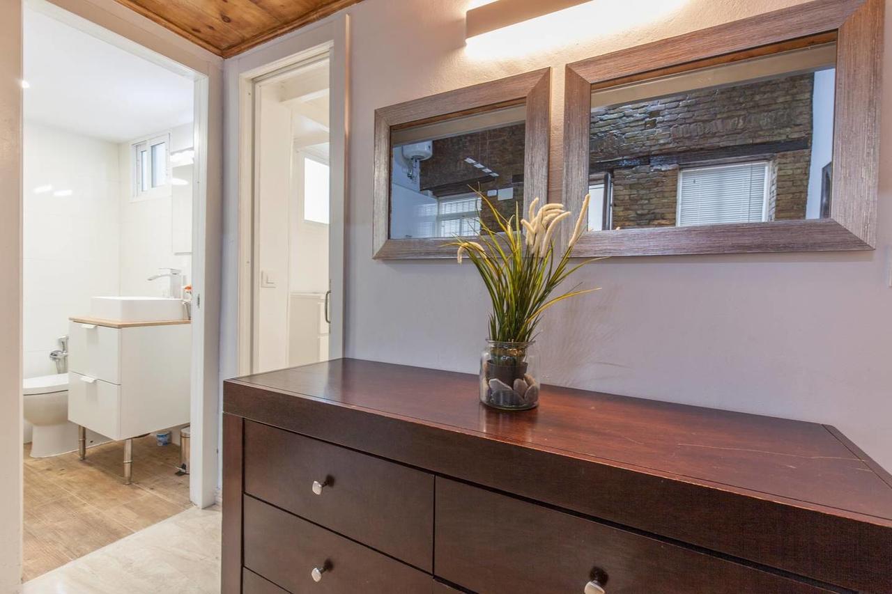 Nice Apartment In The Heart Of Севилья Экстерьер фото